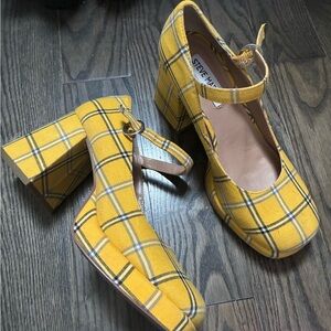 Steve Madden Yellow Plaid Heels